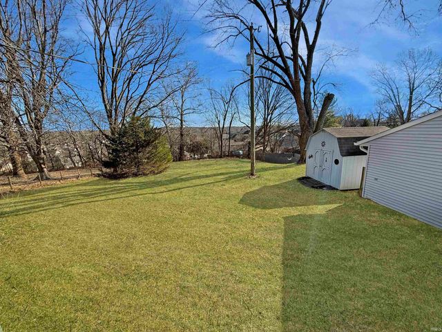 9119 Old State Road, Evansville, IN 47711