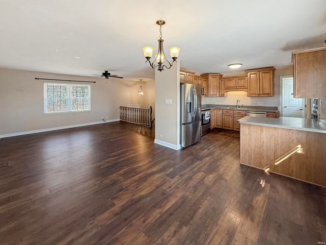 9119 Old State Road, Evansville, IN 47711