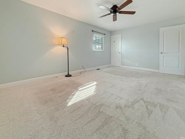 9119 Old State Road, Evansville, IN 47711