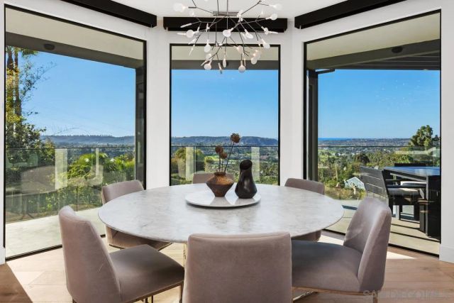 3240 Piragua St, Carlsbad, CA 92009