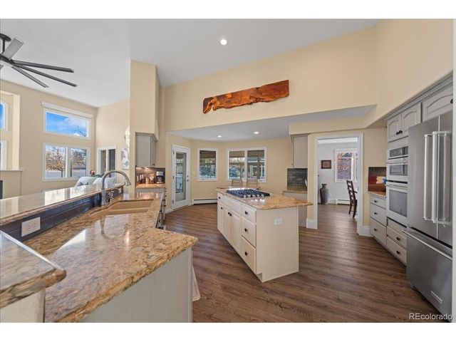 2227 Breckenridge Dr, Berthoud, CO 80513
