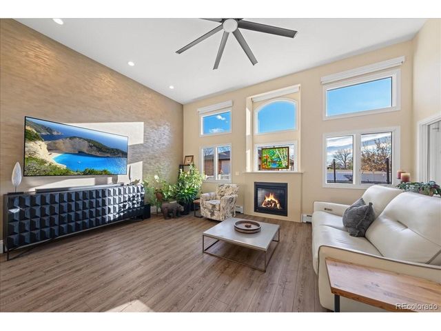 2227 Breckenridge Dr, Berthoud, CO 80513