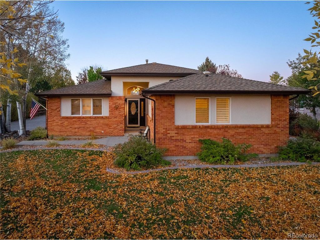 2227 Breckenridge Dr, Berthoud, CO 80513