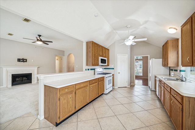 12530 Hammersmith Drive, Tomball, TX 77377
