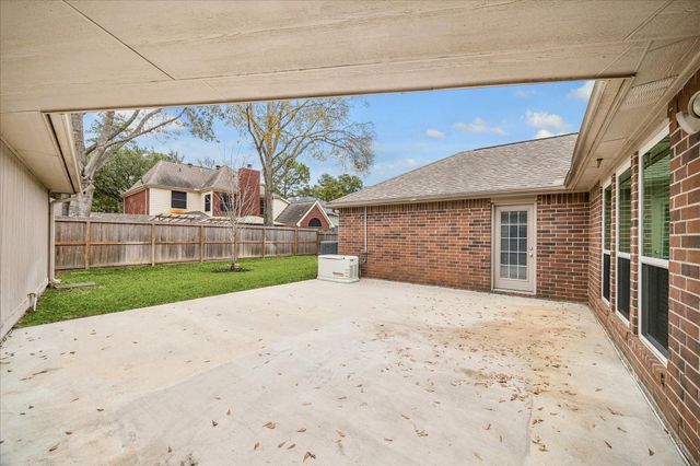 12530 Hammersmith Drive, Tomball, TX 77377