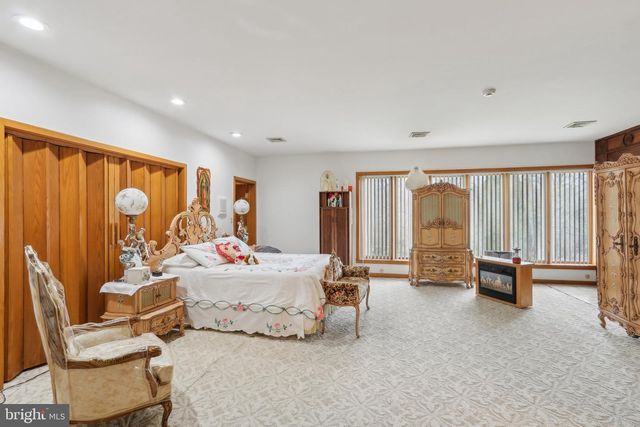 27 CANNON RANGE RD, Milmay, NJ 08340