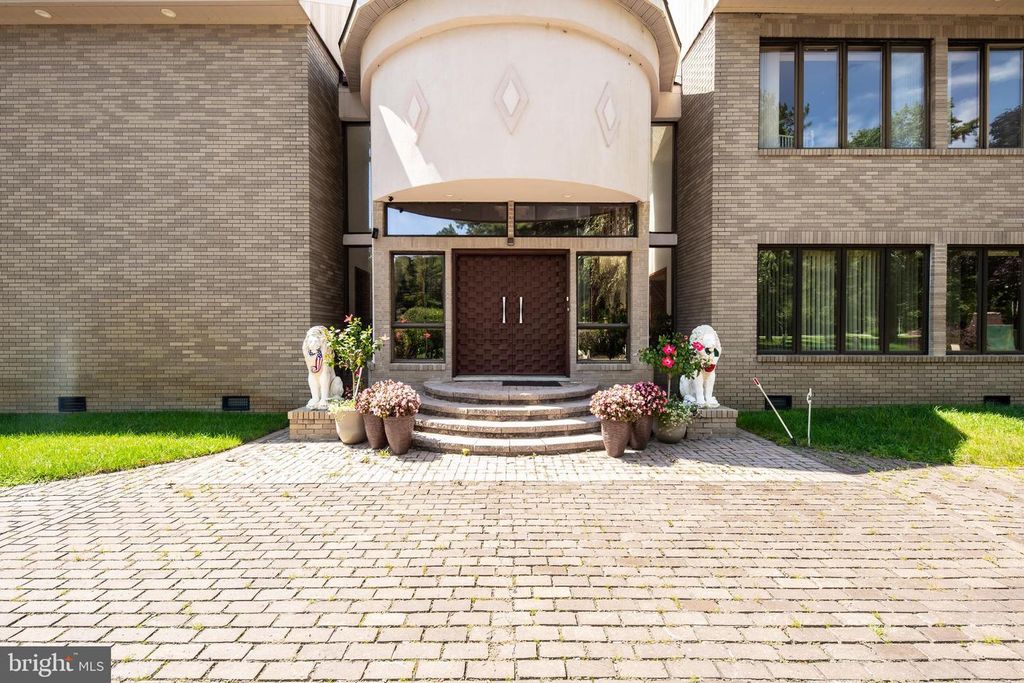 27 CANNON RANGE RD, Milmay, NJ 08340