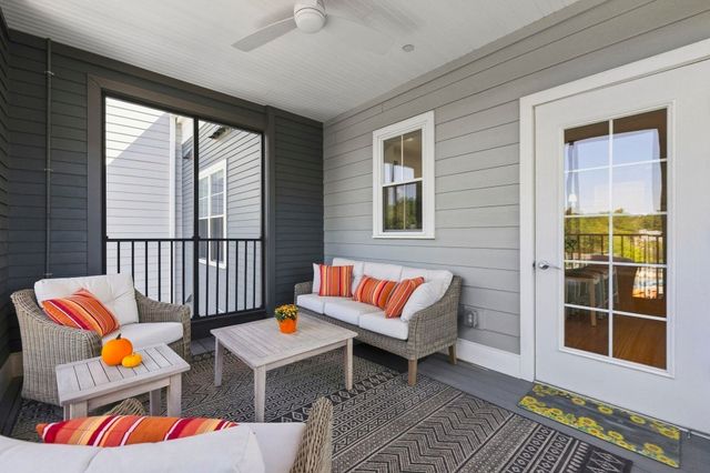 60 Coppersmith Way 401, Canton, MA 02021
