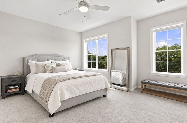 60 Coppersmith Way 401, Canton, MA 02021