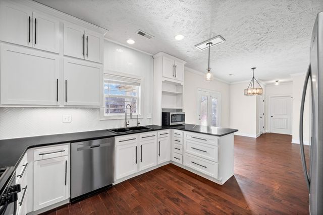 1215 Snowball Lane, Clarksville, TN 37042