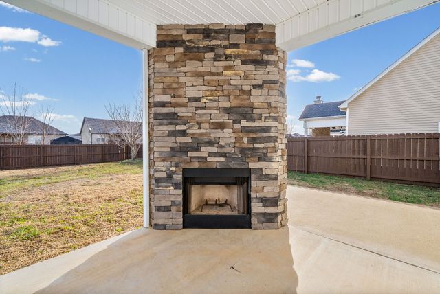 1215 Snowball Lane, Clarksville, TN 37042