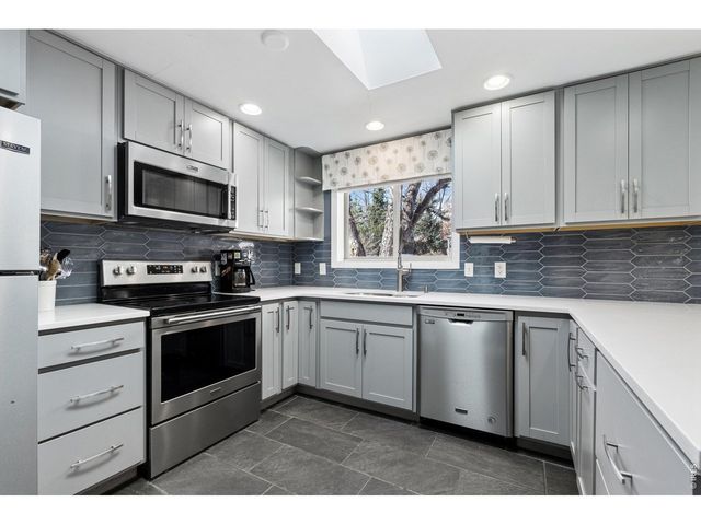 1920 Spruce Ave, Longmont, CO 80501