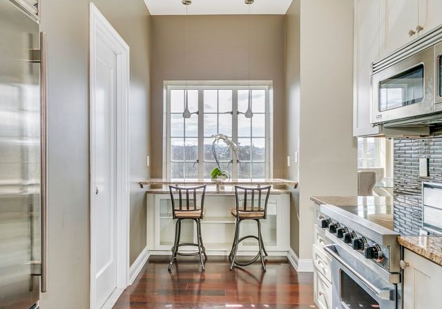 20 Chapel BPH7, Brookline, MA 02446