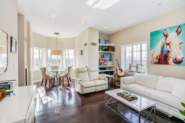 20 Chapel BPH7, Brookline, MA 02446