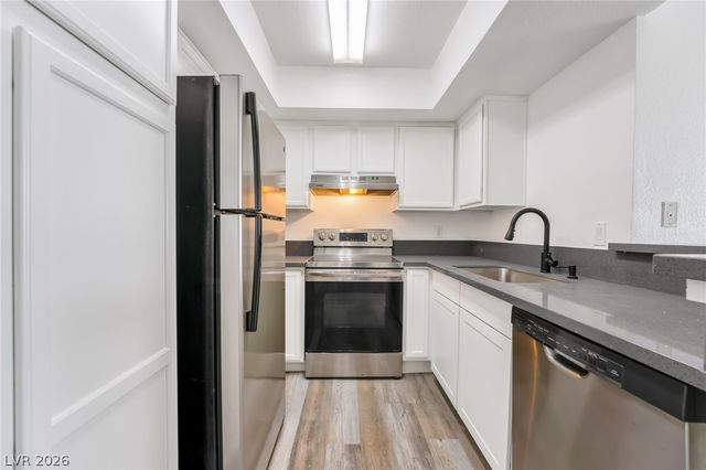 1455 East Katie Avenue C16, Las Vegas, NV 89119