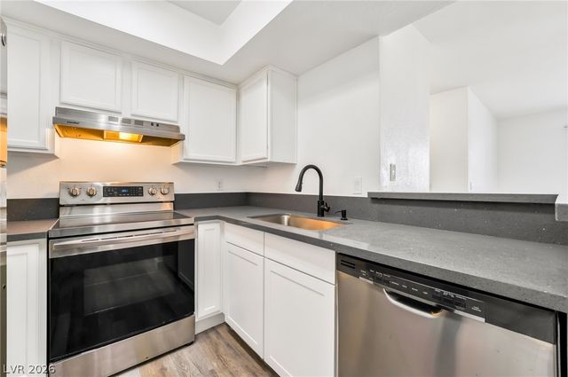 1455 East Katie Avenue C16, Las Vegas, NV 89119