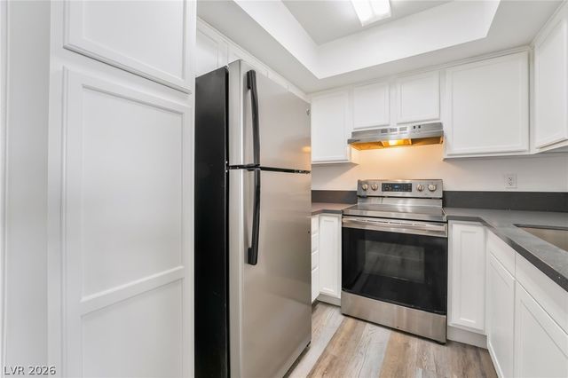 1455 East Katie Avenue C16, Las Vegas, NV 89119