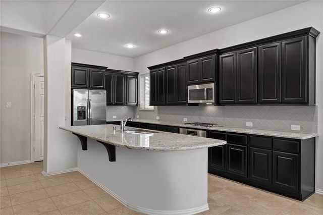 4831 Sunset Park Lane, Rosharon, TX 77583