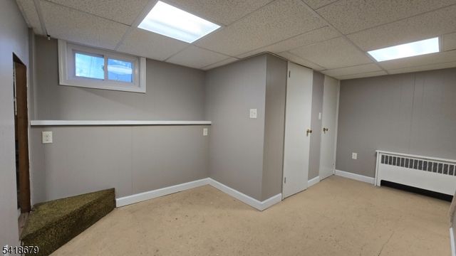 2 Saddle River Rd, Fair Lawn Boro, NJ 07410