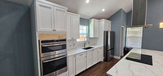 810 Thornton Carter Street, Mexia, TX 76667