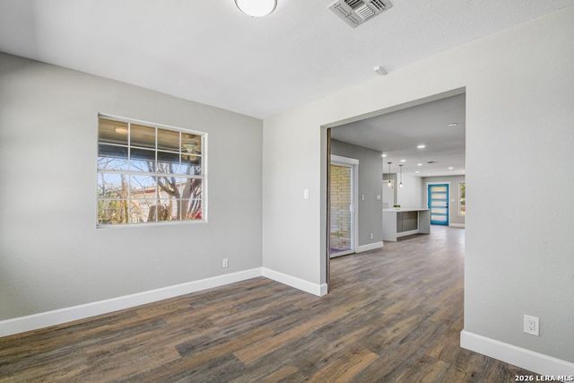 411 MILLWOOD LN, San Antonio, TX 78216