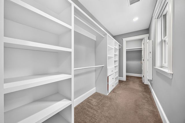 95 Woburn St, Lexington, MA 02420