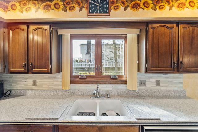 4706 COLONIAL Avenue, Erie, PA 16506