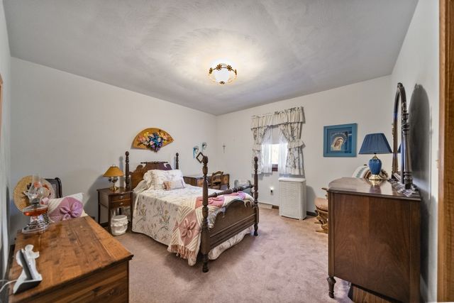 4706 COLONIAL Avenue, Erie, PA 16506