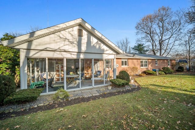 4706 COLONIAL Avenue, Erie, PA 16506