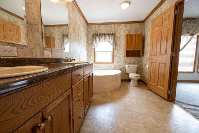 669 Highland Rd., Murray, KY 42071