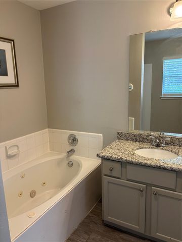 1702 Oak Ridge Drive, Kemah, TX 77565