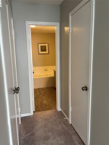 1702 Oak Ridge Drive, Kemah, TX 77565