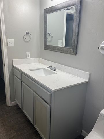 1702 Oak Ridge Drive, Kemah, TX 77565
