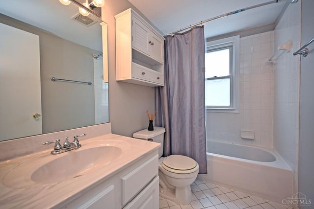 3633 Tarpis Avenue, Cincinnati, OH 45208