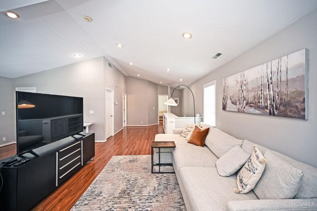 3633 Tarpis Avenue, Cincinnati, OH 45208