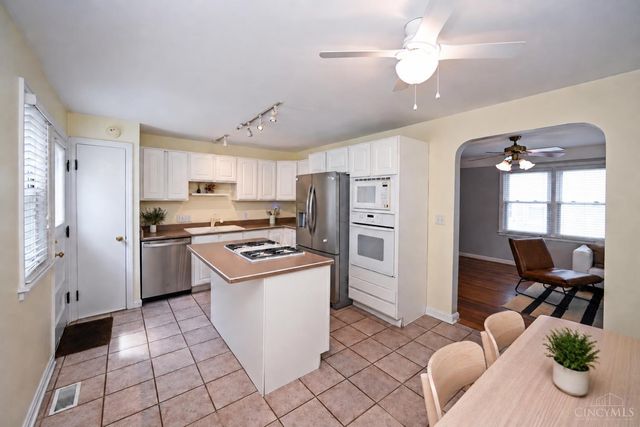 3633 Tarpis Avenue, Cincinnati, OH 45208