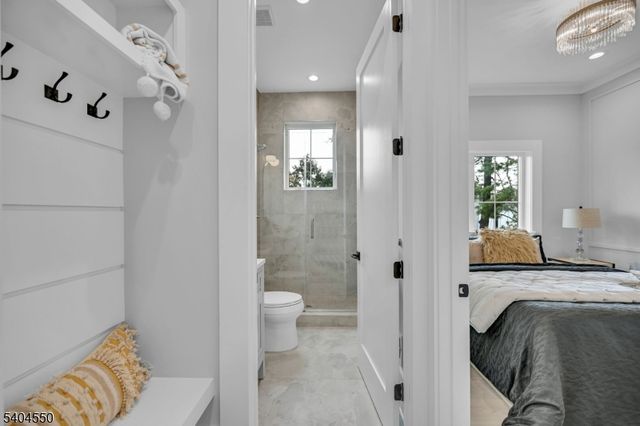 7 Canterbury Ln, Millburn Twp., NJ 07078