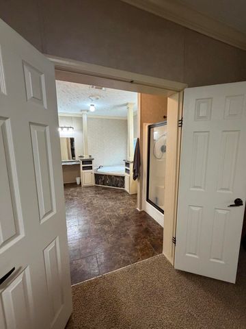 1516 Alexandria Hwy, Leesville, LA 71446