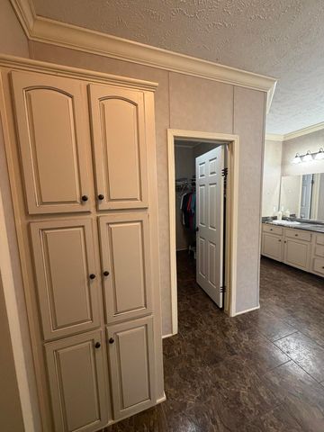 1516 Alexandria Hwy, Leesville, LA 71446