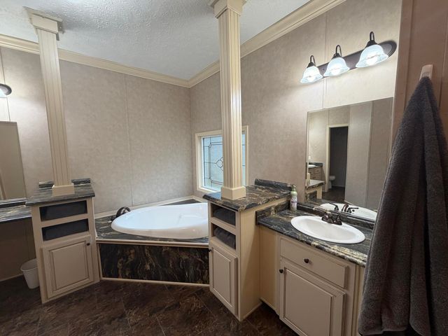 1516 Alexandria Hwy, Leesville, LA 71446