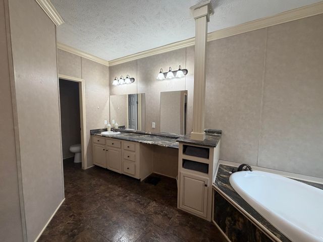 1516 Alexandria Hwy, Leesville, LA 71446