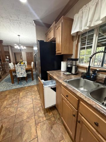 1516 Alexandria Hwy, Leesville, LA 71446