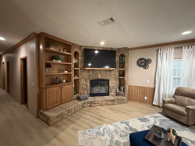 1516 Alexandria Hwy, Leesville, LA 71446