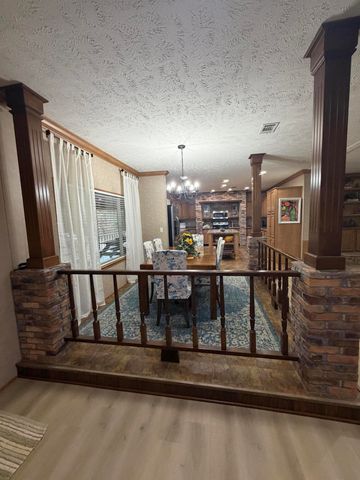 1516 Alexandria Hwy, Leesville, LA 71446