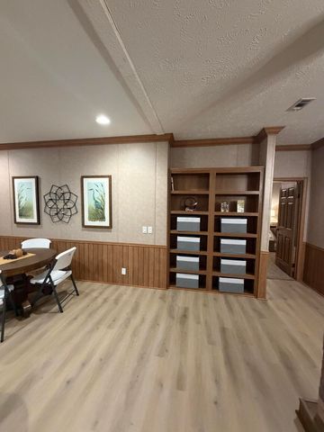 1516 Alexandria Hwy, Leesville, LA 71446