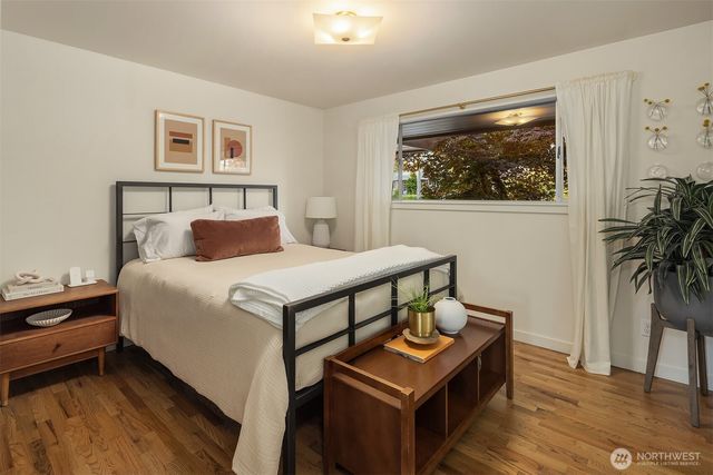 11469 Marine View Drive SW, Seattle, WA 98146
