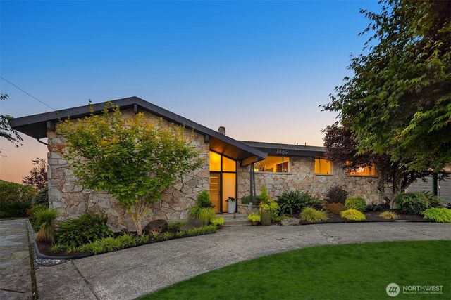 11469 Marine View Drive SW, Seattle, WA 98146
