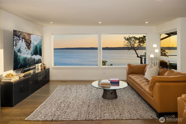 11469 Marine View Drive SW, Seattle, WA 98146