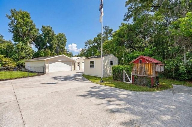2715 LITTLE ROAD, Valrico, FL 33596