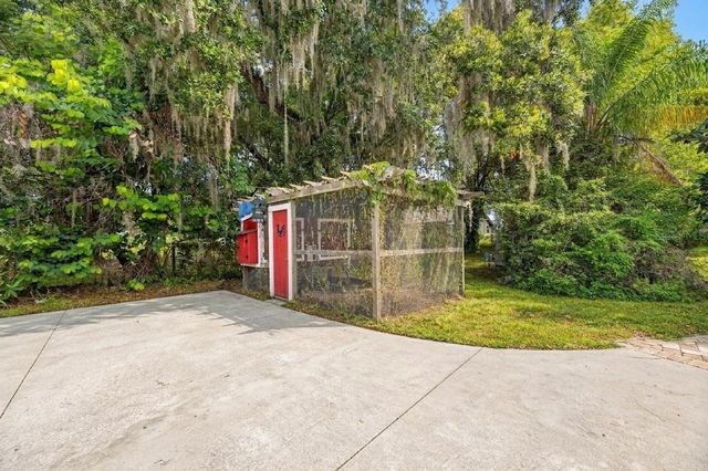 2715 LITTLE ROAD, Valrico, FL 33596